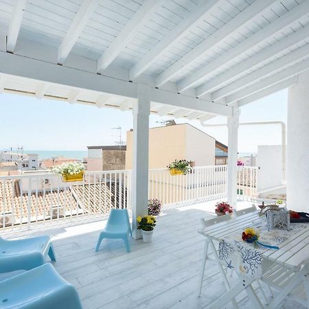 Acqua Azzurra Holiday Home マリーナ・ディ・ラグーザ エクステリア 写真