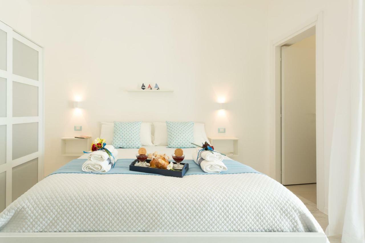 Acqua Azzurra Holiday Home マリーナ・ディ・ラグーザ エクステリア 写真