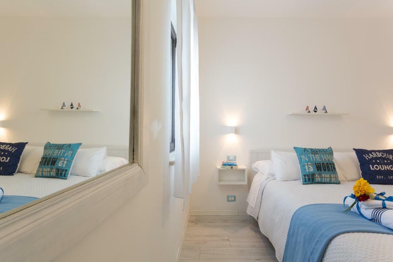 Acqua Azzurra Holiday Home マリーナ・ディ・ラグーザ エクステリア 写真
