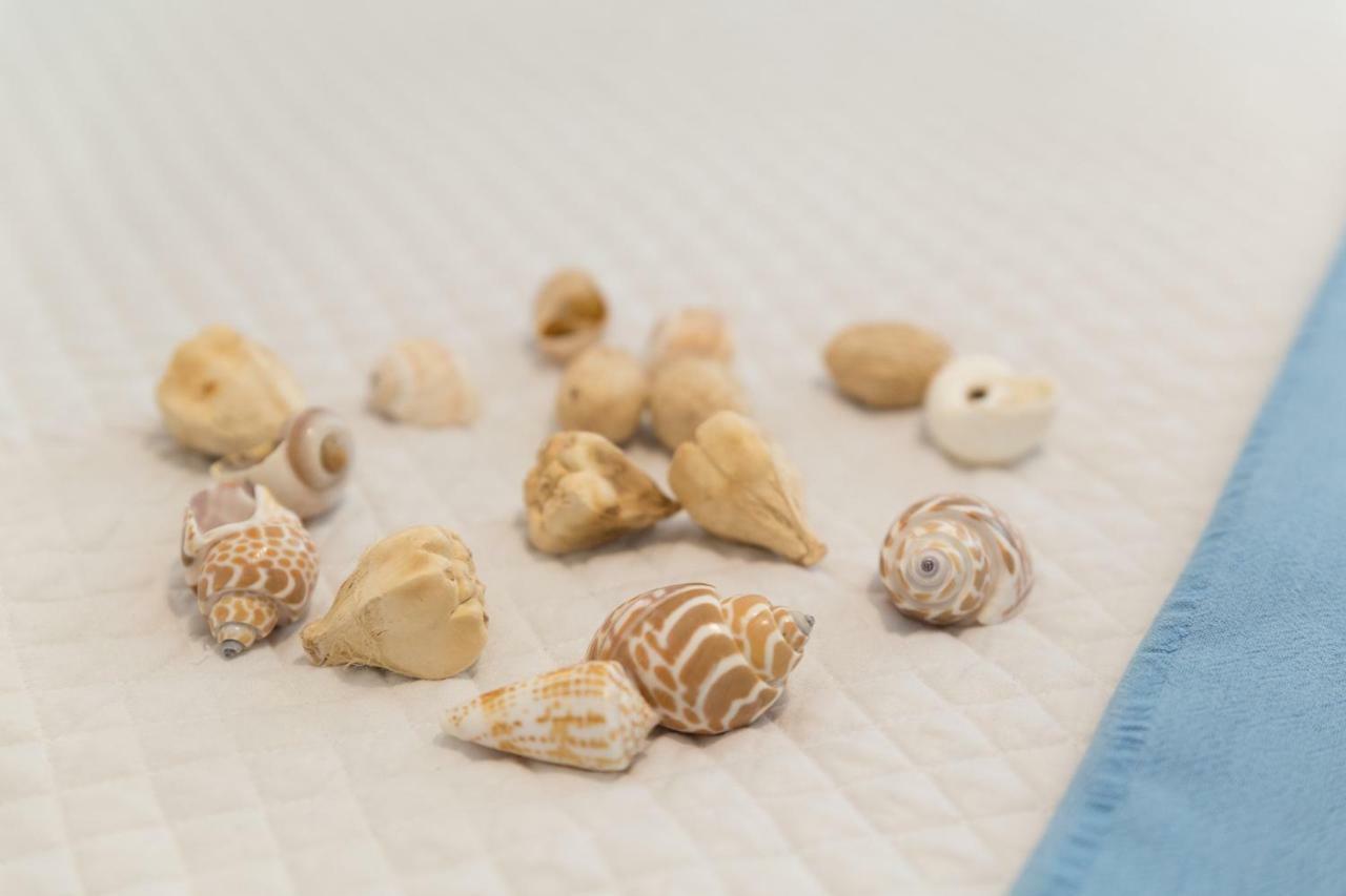 Acqua Azzurra Holiday Home マリーナ・ディ・ラグーザ エクステリア 写真