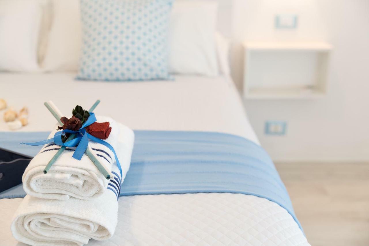 Acqua Azzurra Holiday Home マリーナ・ディ・ラグーザ エクステリア 写真